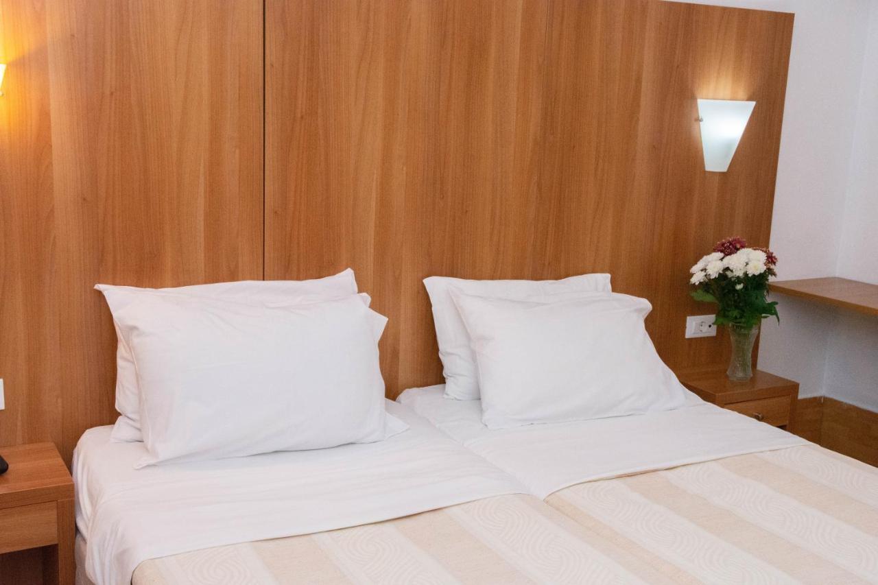 Leto Boutique Hotel Агринион Екстериор снимка