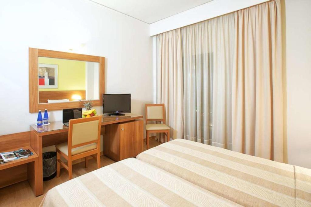 Leto Boutique Hotel Агринион Екстериор снимка