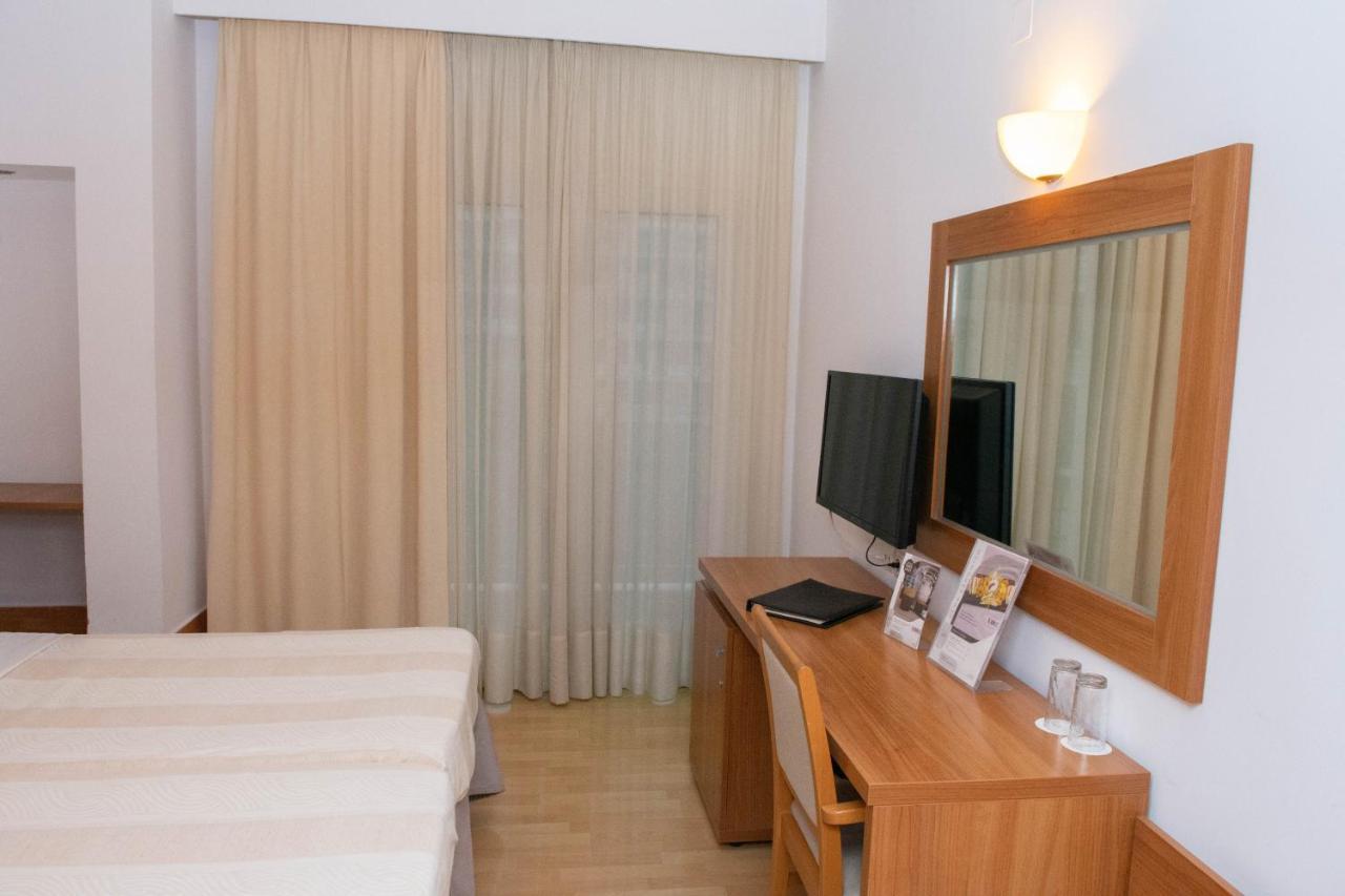 Leto Boutique Hotel Агринион Екстериор снимка