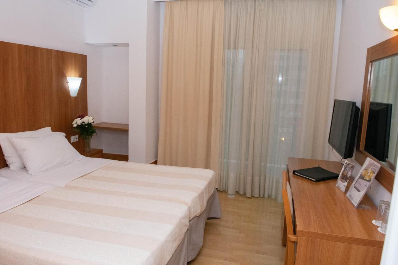 Leto Boutique Hotel Агринион Екстериор снимка
