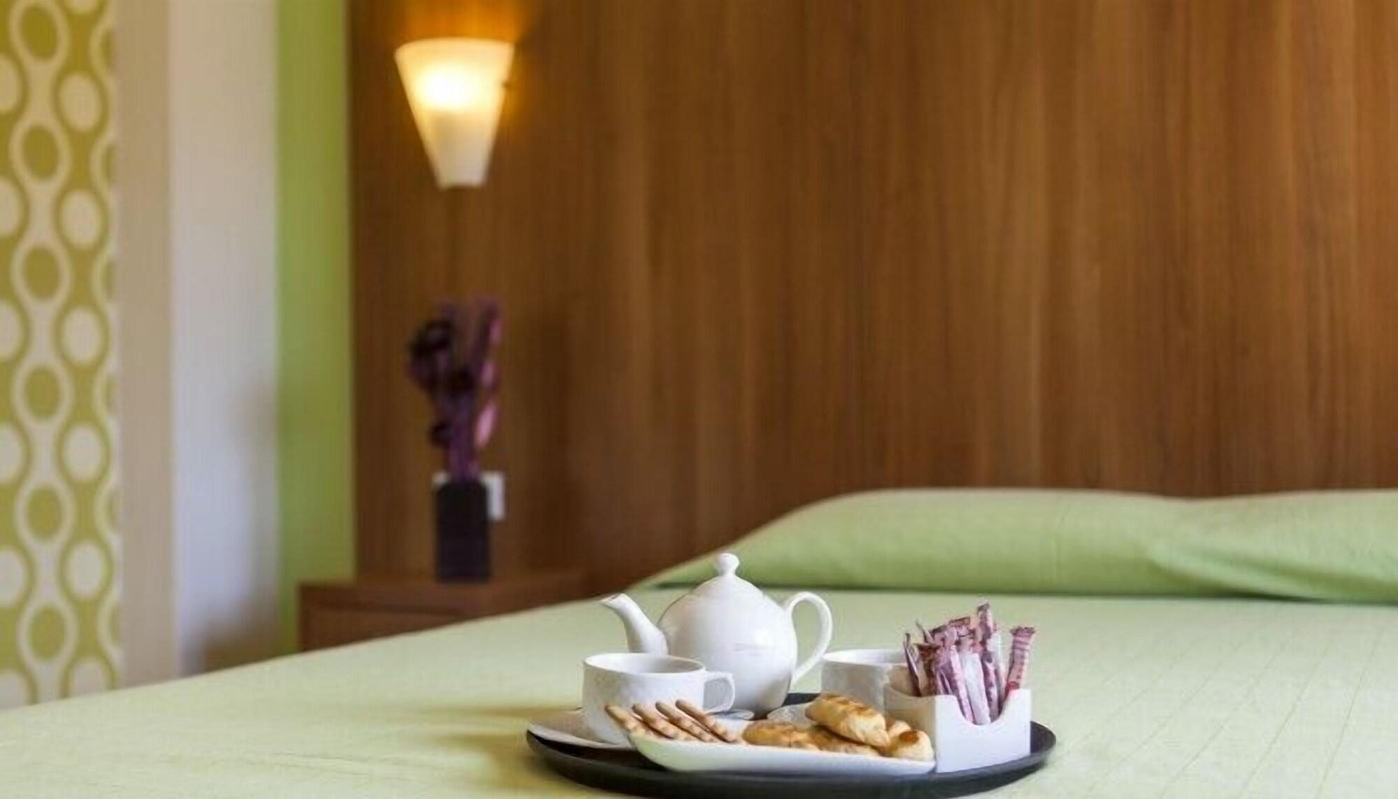 Leto Boutique Hotel Агринион Екстериор снимка